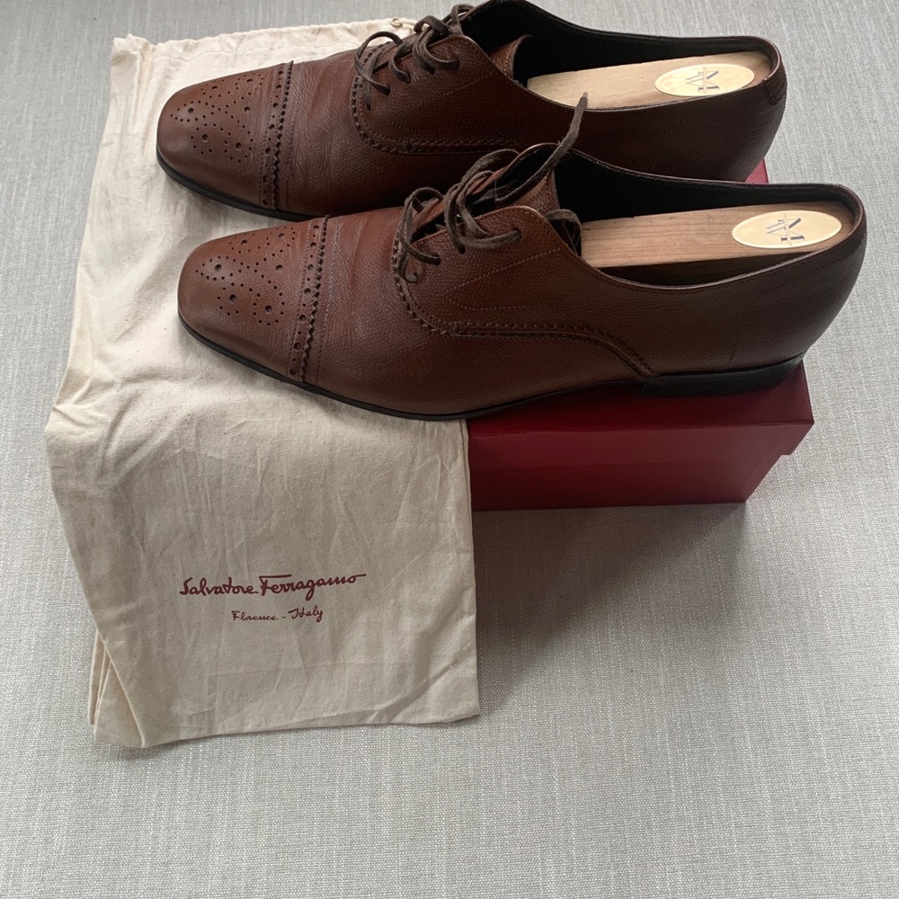 Salvatore Ferragamo Oxford Dress Shoes